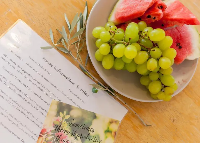 Rhodes Retreat شقة