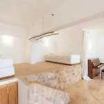 Rhodes Retreat Apartment